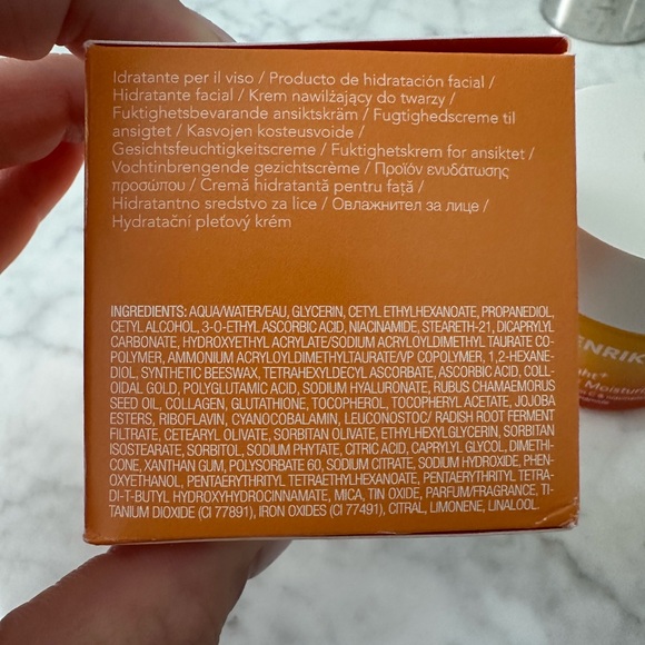 NWT | Ole Henricksen BANANA BRIGHT+ INSTANT GLOW MOISTURIZER - Picture 2 of 7